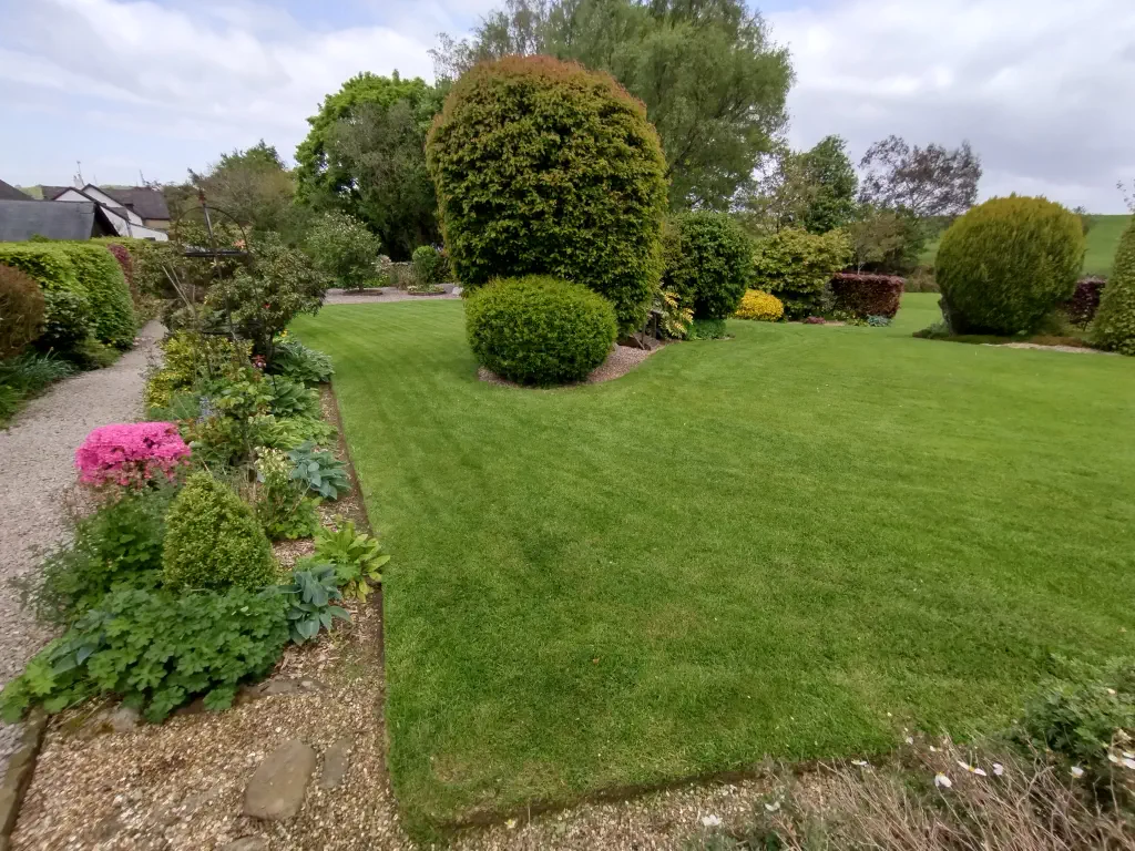 garden maintenance in Lancaster